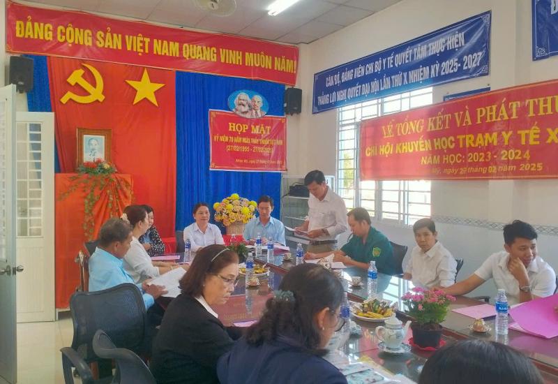 Xã Nhơn Mỹ Họp mặt Kỷ niệm 70 năm Ngày Thầy thuốc Việt Nam 27/2