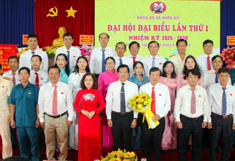 BCH Đảng bộ Nhơn Mỹ nhiệm kỳ 2025 - 2030