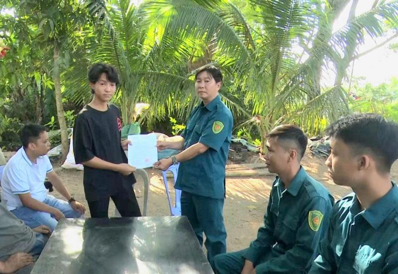 Trao 164 lệnh gọi khám sức khỏe Nghĩa vụ quân sự đợt 2 năm 2026