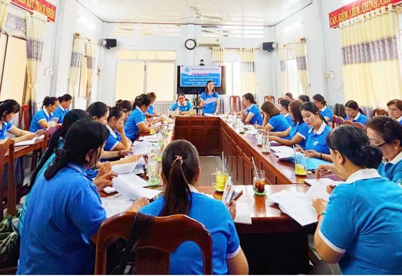 Hội LHPN Nhơn Mỹ tuyên truyền Nghị quyết đại hội Đảng, đại hội MTTQ, đại hội phụ nữ các cấp