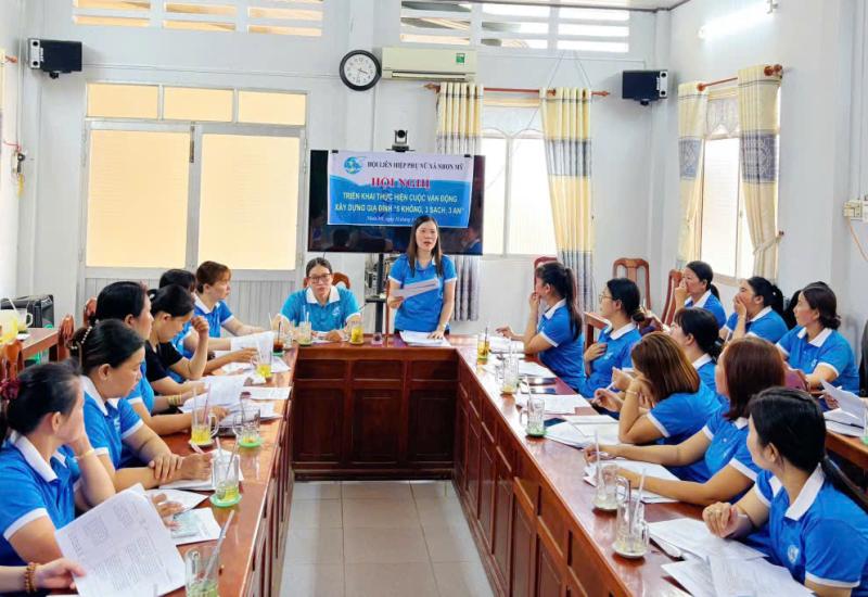 Hội Liên hiệp Phụ nữ xã Nhơn Mỹ triển khai thực hiện cuộc vận động “Xây dựng gia đình 5 không, 3 sạch, 3 an”